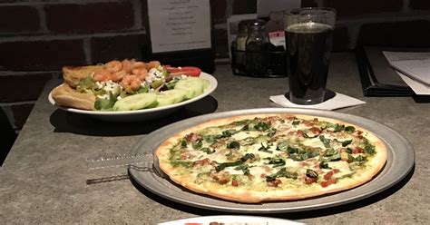 Ricardo's pizza - Mon-Thur 11am - 10:30pm. Fri-Sat 11am - 11:30pm. Sun 11am - 10:30pm. Holidays 4pm - 9:30pm. Get the best daily deals and delivery services from Ricardo's Pizza in Chilliwack. Choose from a range of pizza, pasta, wings, ribs & desserts. Order online now. 